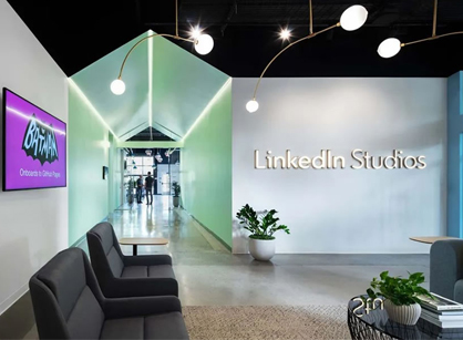 支持高度技術化的辦公室裝修設計空間是怎樣的——LinkedIn